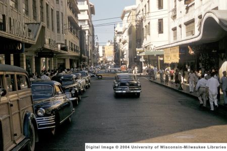 Another shot of an Escolta street scene from the 1950s